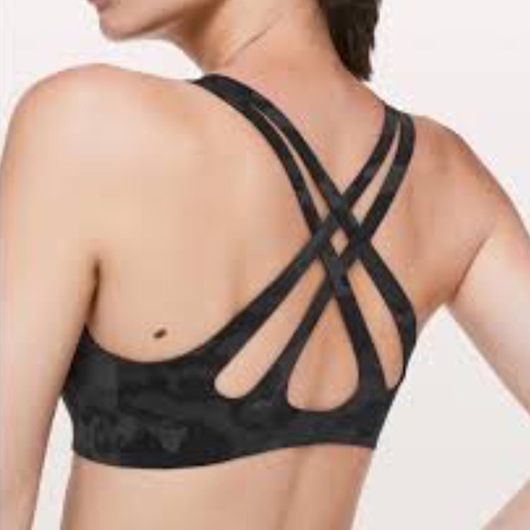 lululemon athletica Other - Lululemon camo light stride bra & free red bag